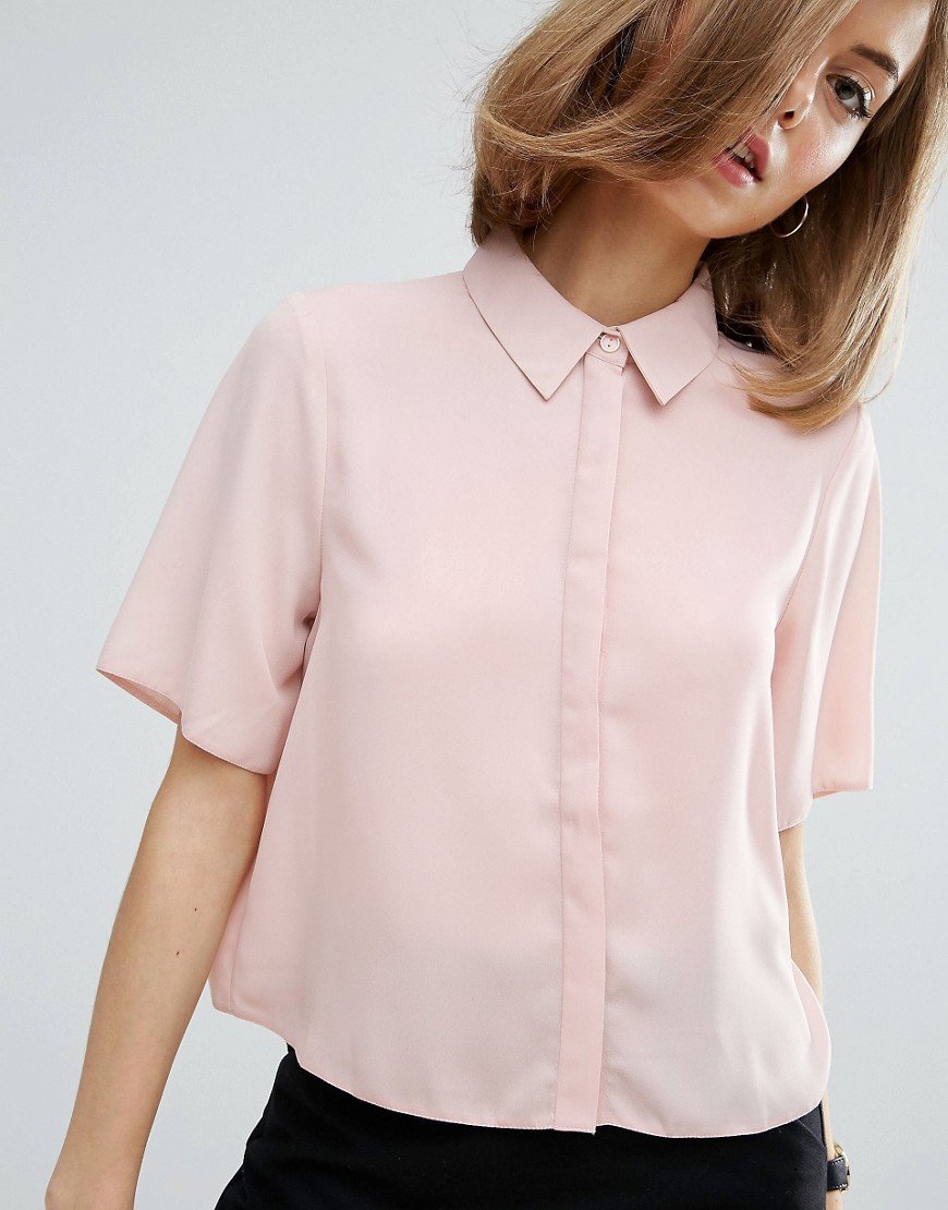 Short Sleeved Step Hem